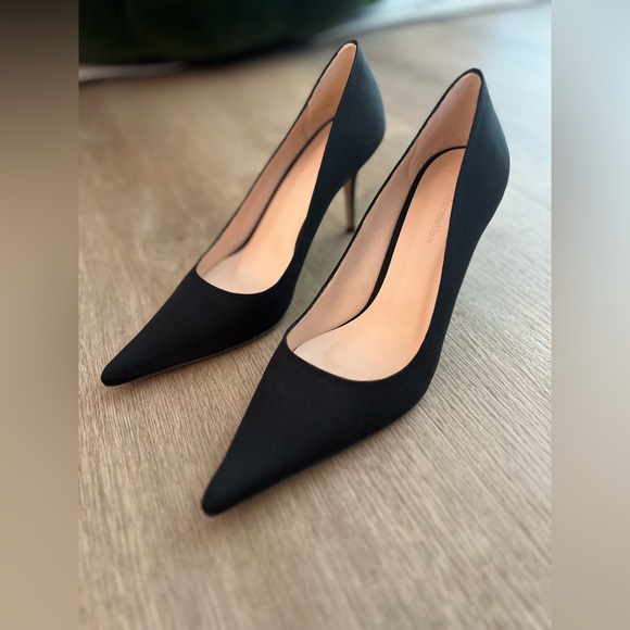 NWT Reformation Giulia Satin Heels - Picture 3 of 6
